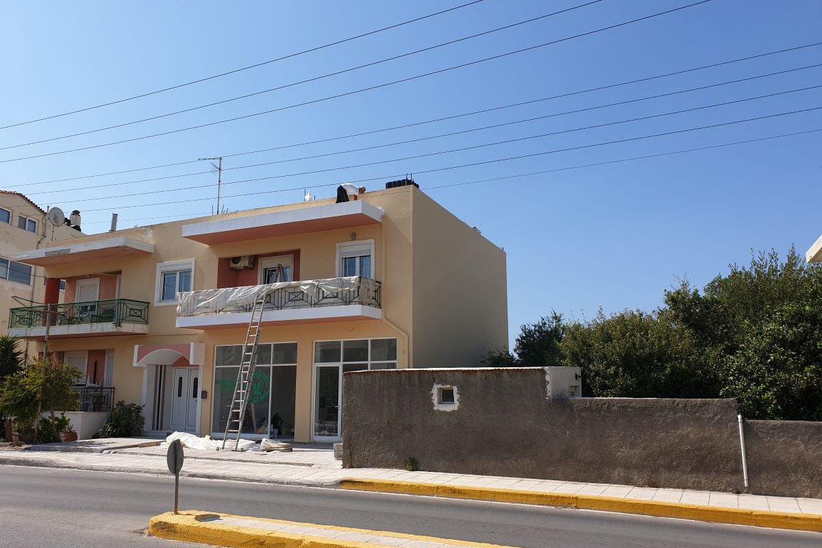 ΔΕΛΛΙΟΥ-ΦΛΟΥΡΑΚΗ ΥΒΟΝΝΗ